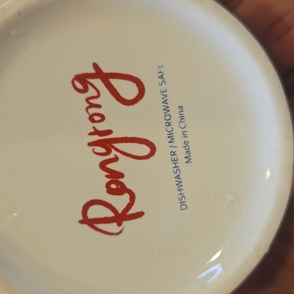 Rongrong Shopping Girl Tall Mug - Picture 5 of 7